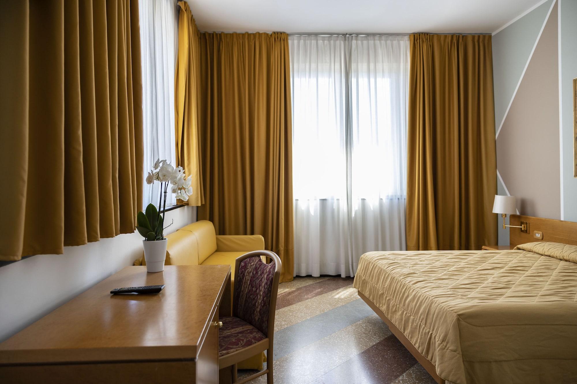 Hotel Villa Margherita Ladispoli Dış mekan fotoğraf