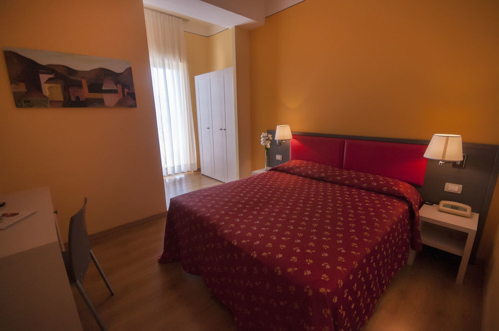 Hotel Villa Margherita Ladispoli Dış mekan fotoğraf